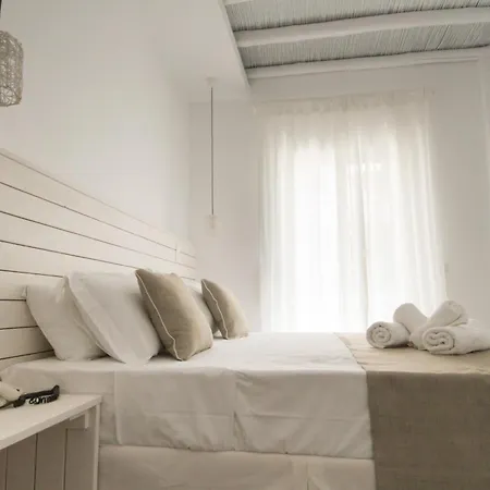 Aparthotel Paradise Design 4*