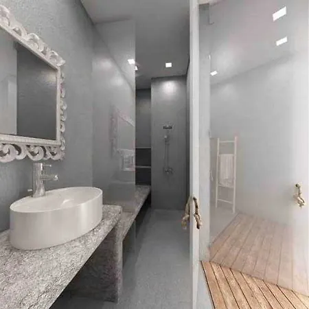 Paradise Design Aparthotel 4*